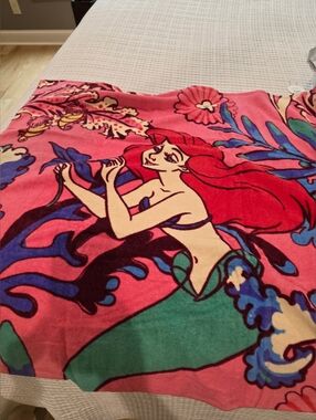 New Release Vera Bradley Ariel & Friends Beach Towel-NWT